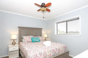 663 William Hilton Pkwy Unit large 020 248 Primary Bedroom 1500x1000 72dpi 1